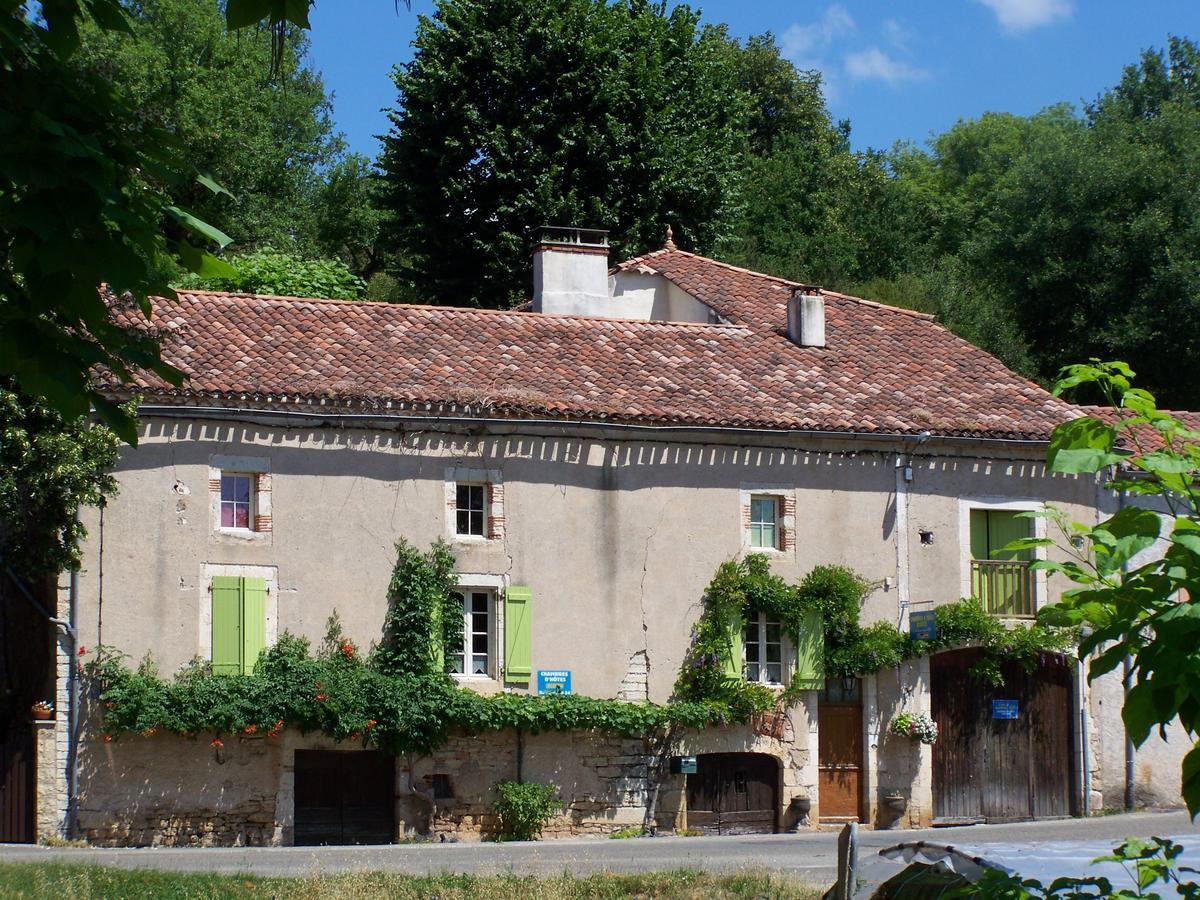 Bed & Breakfast D'hotes Les 3 Cochons D'olt Arcambal